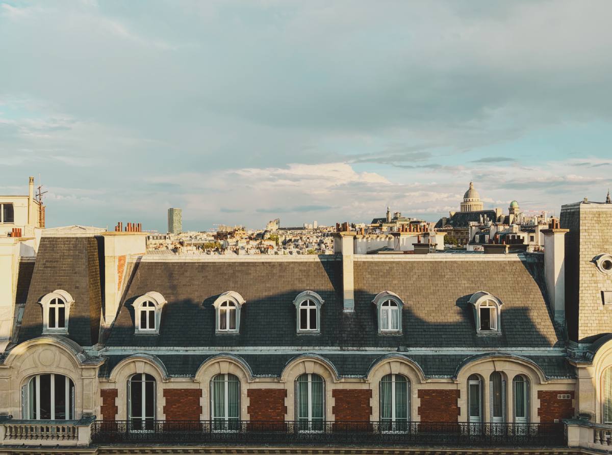 Sur les toits de Paris.